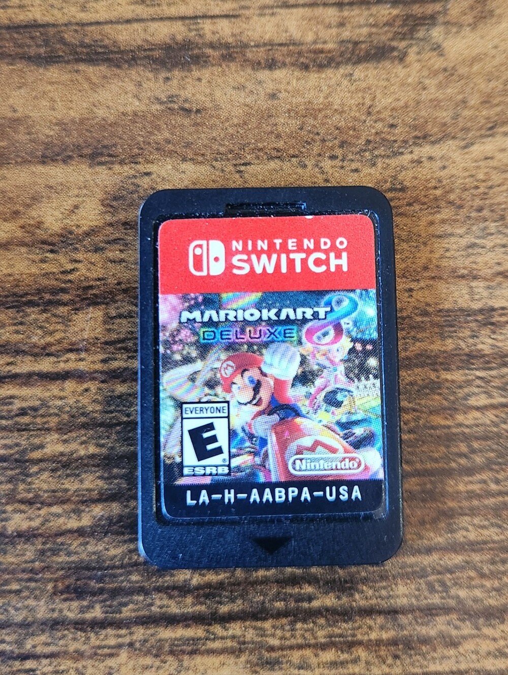 Mario Kart 8 Deluxe Game Cartridge - Nintendo Switch